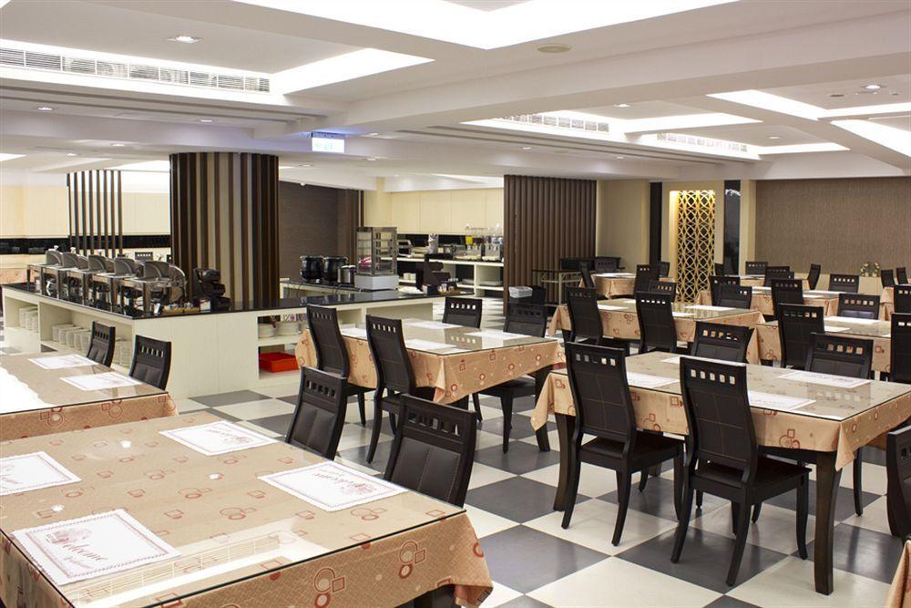 Guanko Hotel Цзяи Экстерьер фото
