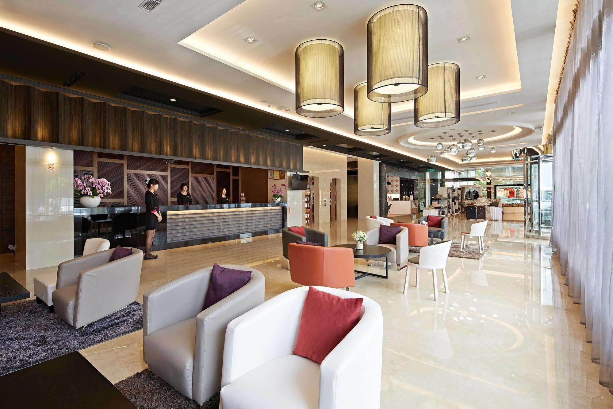 Guanko Hotel Цзяи Экстерьер фото