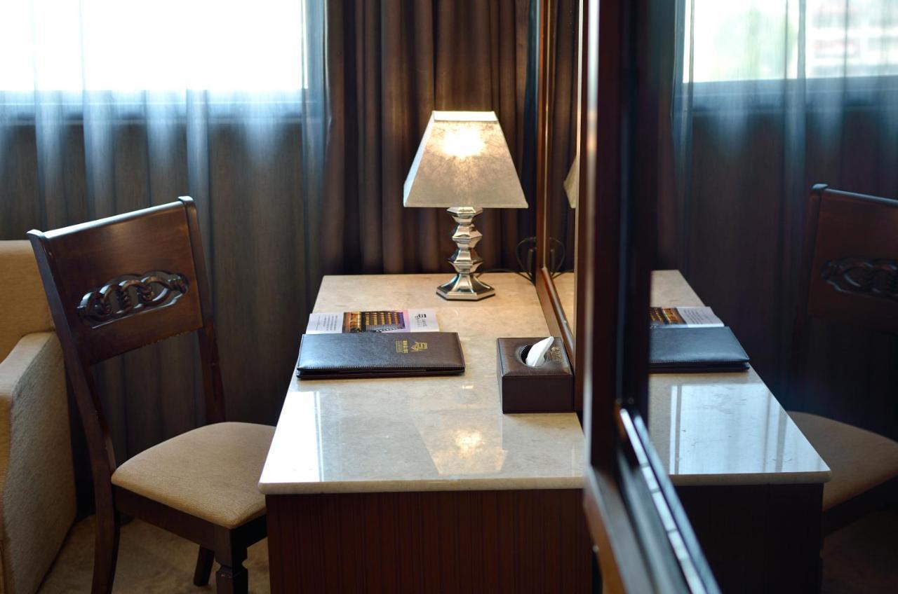 Guanko Hotel Цзяи Экстерьер фото